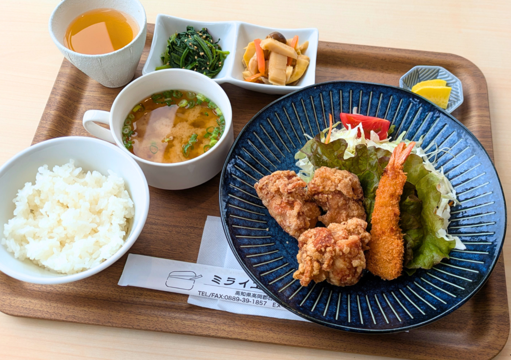 仁淀川ばぁば会の日替わりランチ